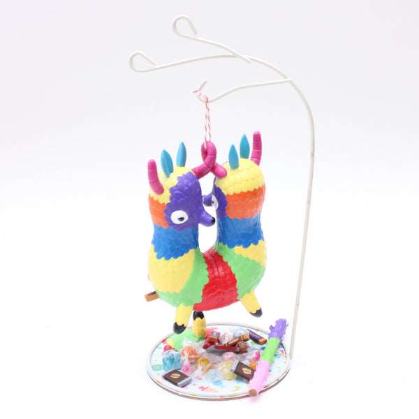 Pinata by Zard Apuya