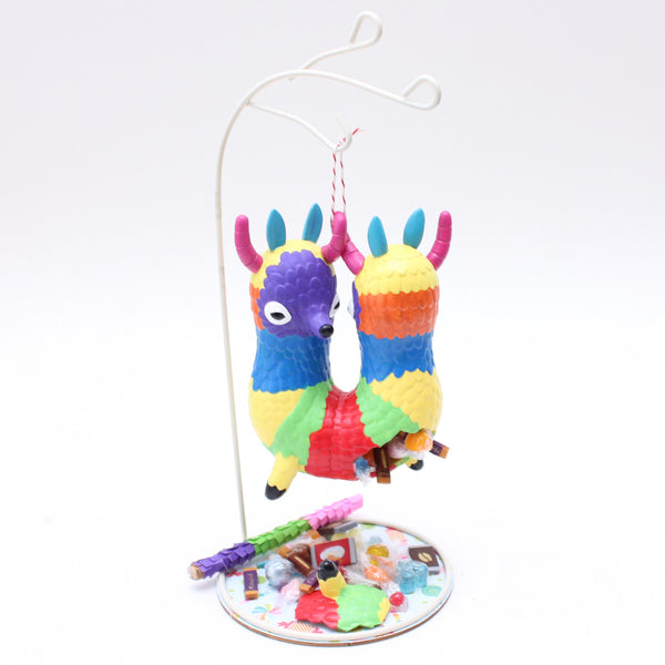 Pinata by Zard Apuya